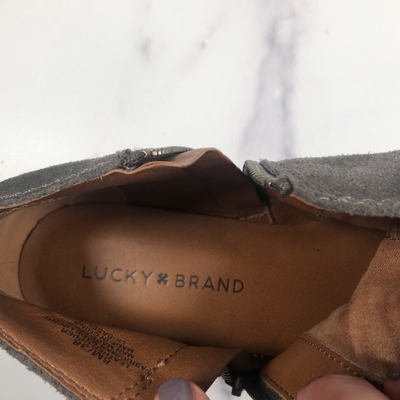 Lucky - Picture 6 of 13